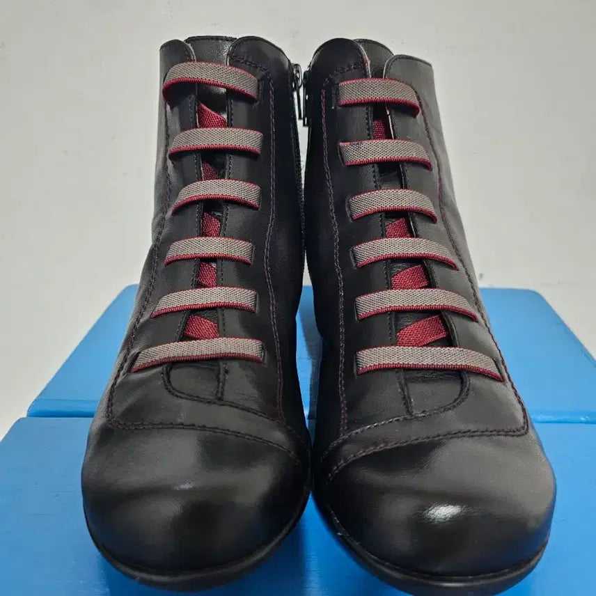 [BUNJANG] WONDERS Natural Leather Ankle Boots Size 235 / 스페인 슈즈브랜드 "원더스" 천연가죽 양클부츠 235.  상태좋음