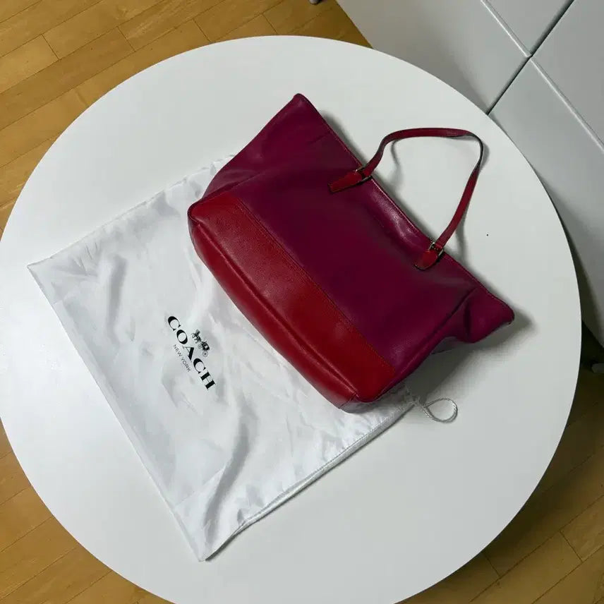 [BUNJANG] COACH Saffiano Medium City Tote Bag Pink/Red / 코치(COACH) 사피아노 미디엄 시티 토트백 판매합니다.