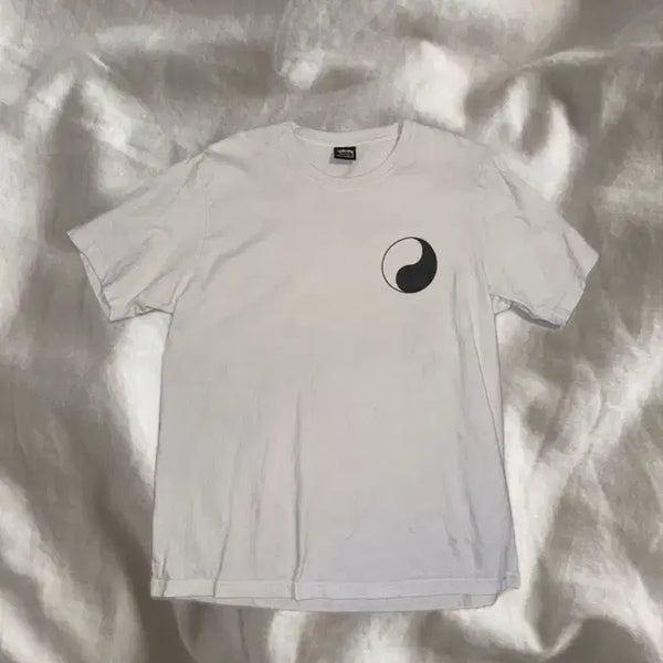 [BUNJANG] Stussy x Our Legacy Yin Yang Logo T-Shirt / 스투시 아워레가시 음양 로고 반팔
