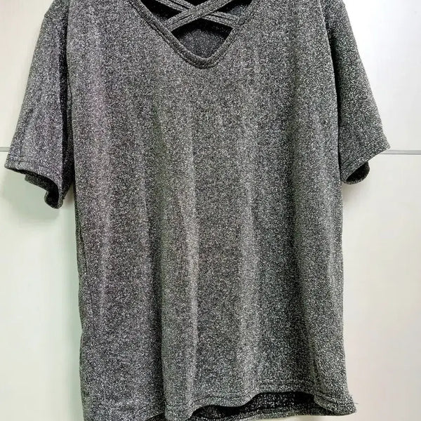 [BUNJANG] Glitter V-Neck Short Sleeve T-Shirt / 글리터 브이넥 반팔 티셔츠