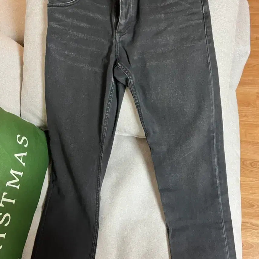[BUNJANG] Burberry London Straight Fit Black Jeans / 버버리(burberry) 런던 스트레이트핏 블랙진