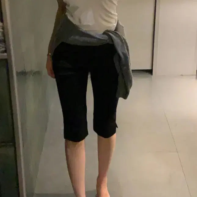 [BUNJANG] Modern Robe Capri Pants 7/8 Length Black M New / 모던로브 카프리팬츠 7부 블랙 m 새상품