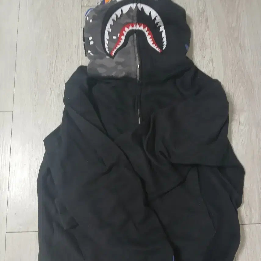 [BUNJANG] BAPE Stussy Shark Hoodie Zip-Up (Gray Camo, L) / 베이프 스투시 후드집업 L