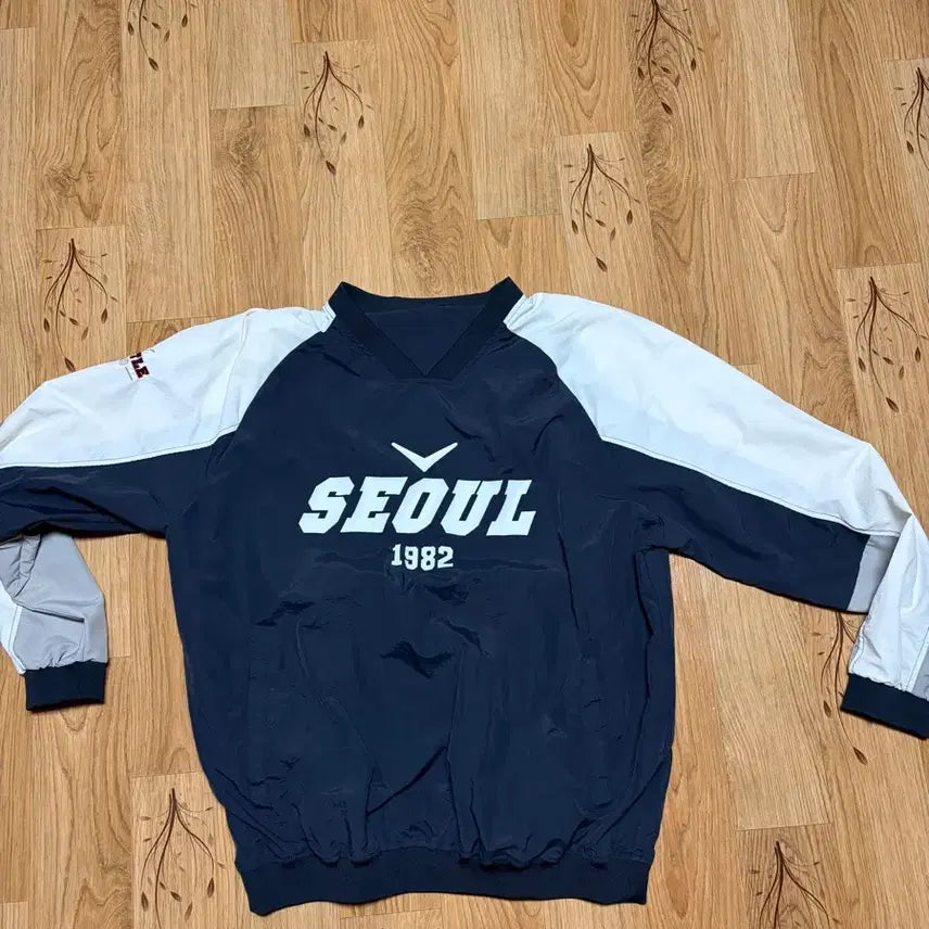 [BUNJANG] Doosan Seoul Windbreaker L / 두산 서울 윈드브레이커