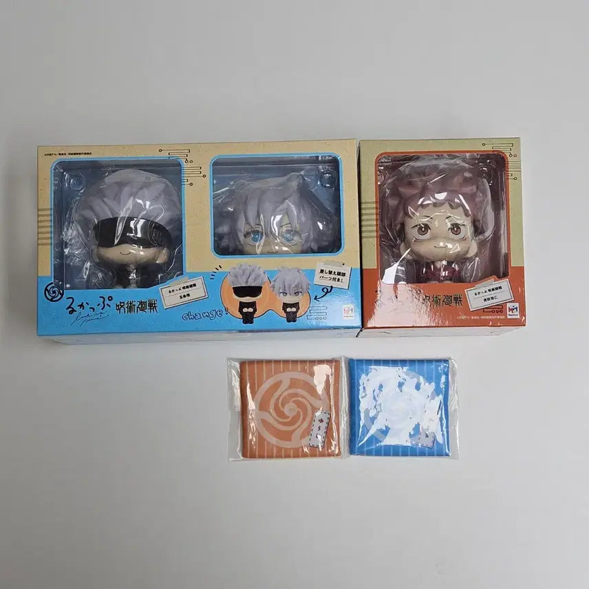 [BUNJANG] Megahouse Jujutsu Kaisen Gojo Satoru Lookup & Itadori Yuji Lookup (First Edition Bundle with Cushion) / (미개봉) 주술회전 선생 고죠 룩업, 유지 룩업 초판 일괄 (방석포함)