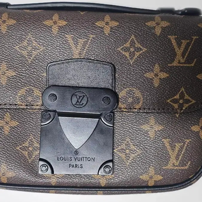 [BUNJANG] Rockling Leather Crossbody Bag / 락슬링 크로스백