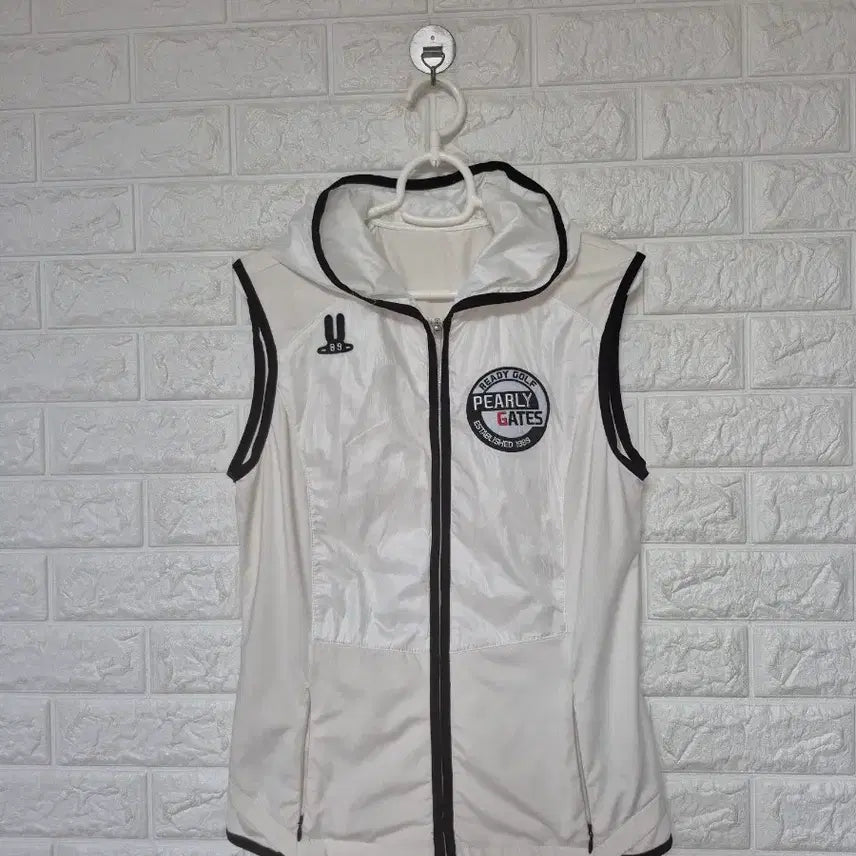 [BUNJANG] Furrygates Golf Vest White Size 1 / 퍼리게이츠 골프 조끼 화이트 1사이즈