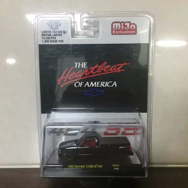 [BUNJANG] M2 Machines 1:64 1992 Chevrolet C1500 SS 454 Limited Edition / M2 1:64 1992 Chevrolet C1500 SS 454   Size 1:64, go(d)m
