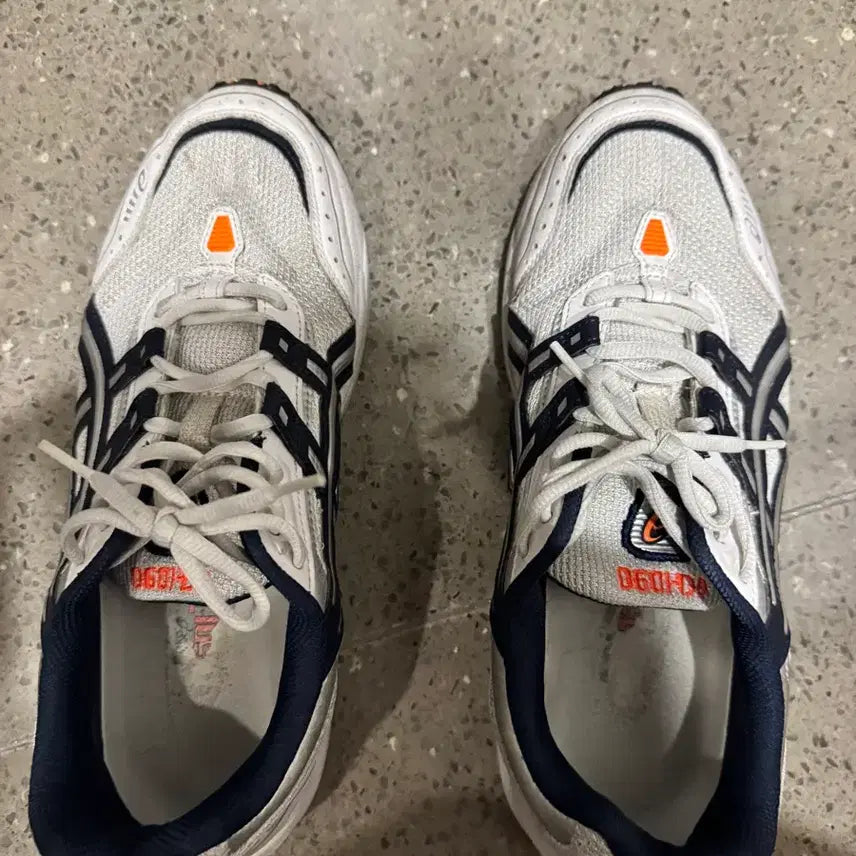[BUNJANG] ASICS Gel-Kayano White Orange Shoes / 275) 아식스 젤카야노 화이트 오렌지