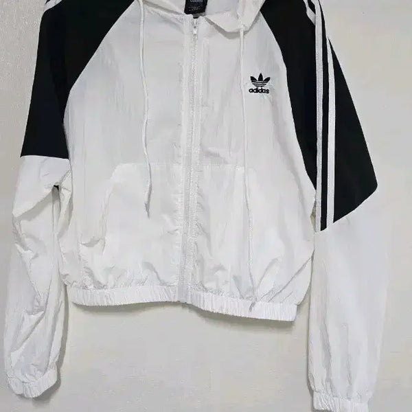 [BUNJANG] Adidas Cropped Windbreaker / 아디다스 크롭 바람막이