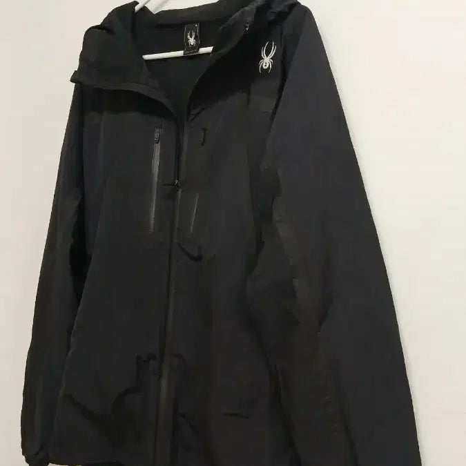 [BUNJANG] Spider Black Hooded Windbreaker Jumper / 스파이더 블랙 후드 바람막이 점퍼