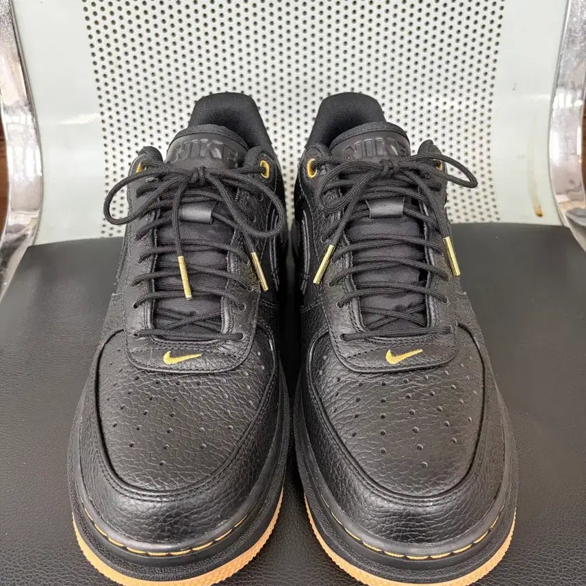 [BUNJANG] Nike Air Force 1 Luxe Black Sneakers (Size 275) / 나이키 에어포스1 럭스 블랙 사이즈 275 팝니다