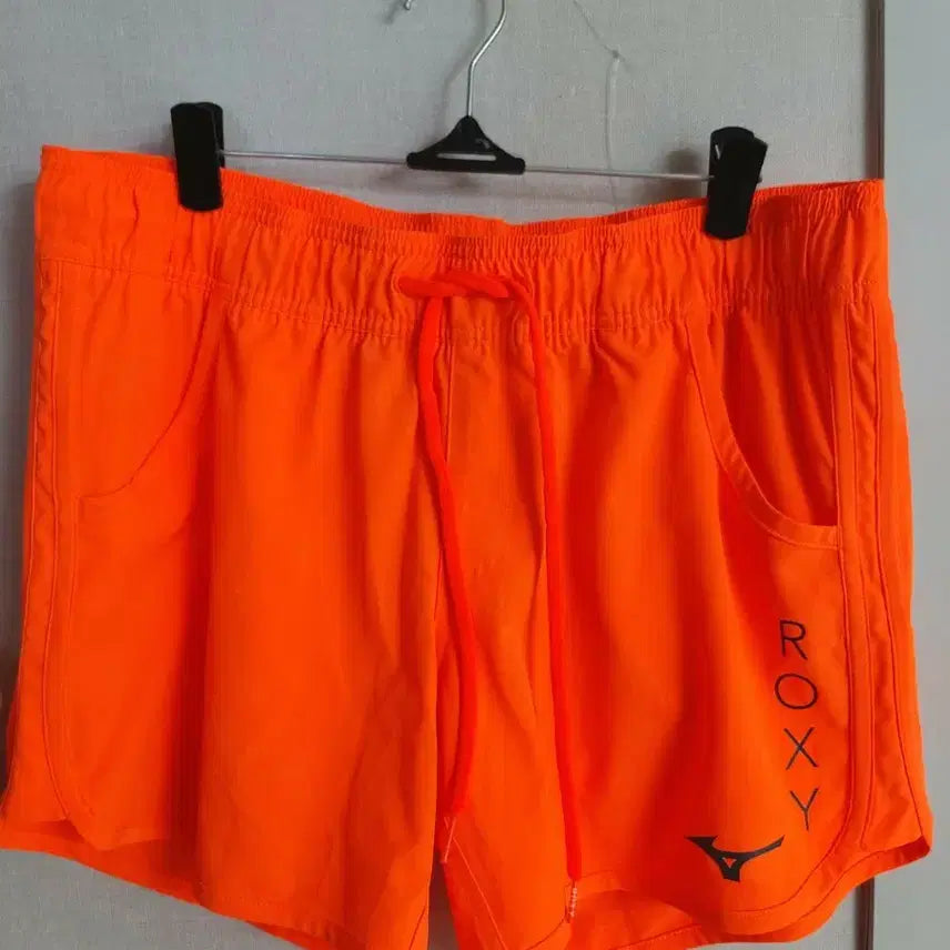 [BUNJANG] Roxy Mizuno Collaboration Orange Dry-Fit Trousers / ROXY 미즈노 콜라보 오렌지 드라이핏