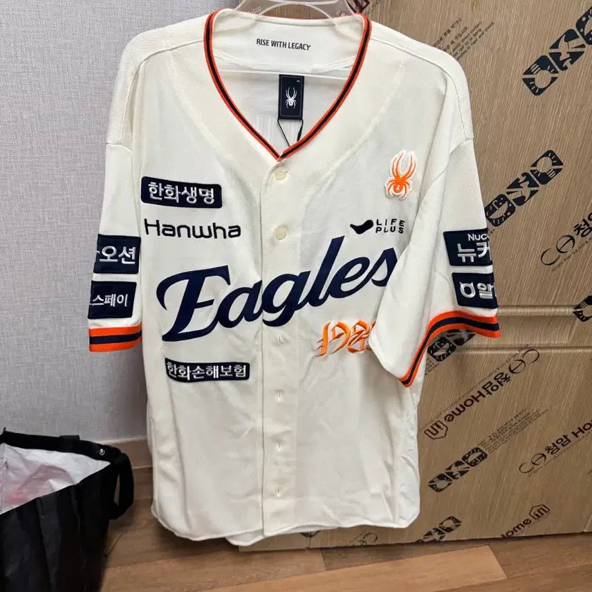 [BUNJANG] Hanwha Eagles 40th Anniversary Legacy Authentic Jersey 3XL (Kim Tae-kyun) / 한화이글스 40주년 레거시 어센틱유니폼 3XL 115