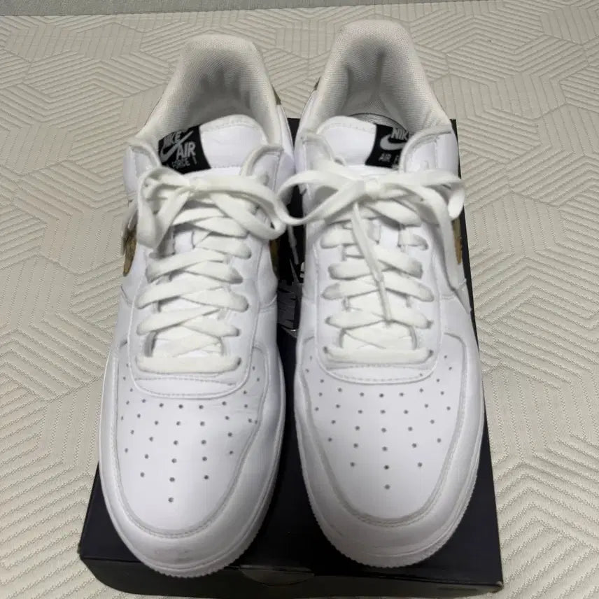 [BUNJANG] Nike Air Force 1 Low Retro 'Ivory Snake' Sneakers / 나이키 에어포스 뱀피 스우시
