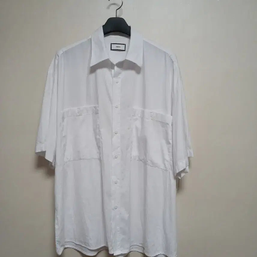 [BUNJANG] SKETCH White Short-Sleeve Shirt (Size F, Big Size) / SKETCH 화이트 반팔 셔츠 F 빅사이즈