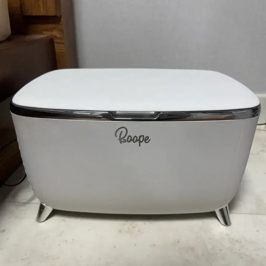 [BUNJANG] Lufé MFP-6L Mini Cosmetic Refrigerator / 루페 화장품 미니 냉장고 MFP-6L