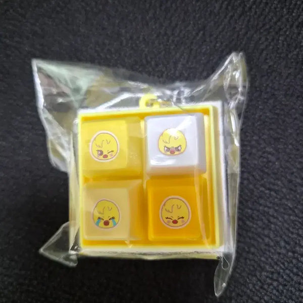 [BUNJANG] Stray Kids Kuji Bakkari Japan Keycap Keyring (Sealed) / 미개봉)스키즈 쿠지 뽁아리 스테이 재팬 일본 키캡키링