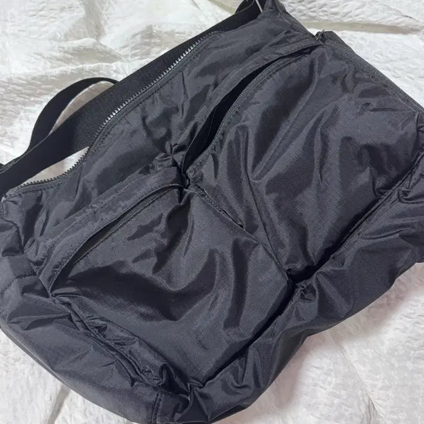 [BUNJANG] Uniqlo x Porter-style Multi-Pocket Crossbody Bag / 유니클로 포터맛 멀티포켓 크로스백 유니포터