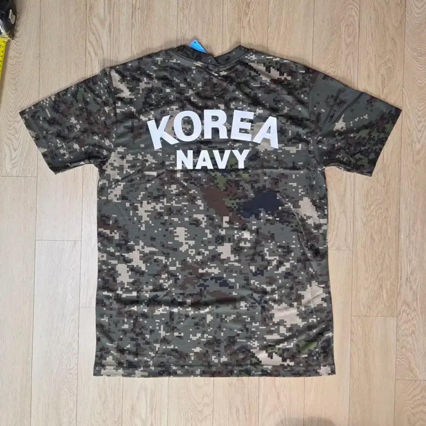 [BUNJANG] Kamizone Korean Navy Frog Pattern Short Sleeve T-Shirt (100 Size) / 미사용 카미존 코오롱 쿨론 원단 한국 해군 개구리 반팔티 100사이즈 (줄자사진 참고)