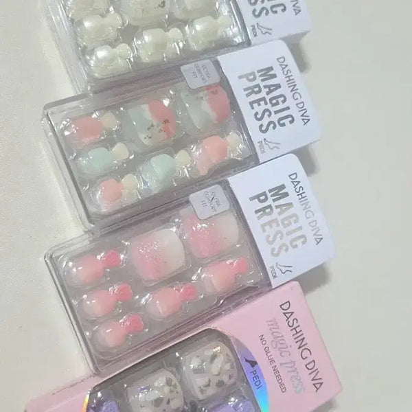 [BUNJANG] Dashing Diva Magic Press Pedicure 4 Set / 대싱디바 매직프레스 페디 4종 세트