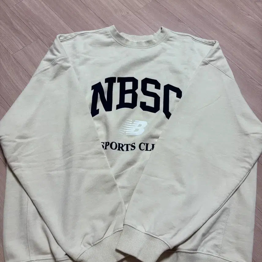 [BUNJANG] New Balance NBSC Sports Club Sweatshirt Beige / 뉴발란스 NBSC 스포츠클럽 맨투맨 베이지