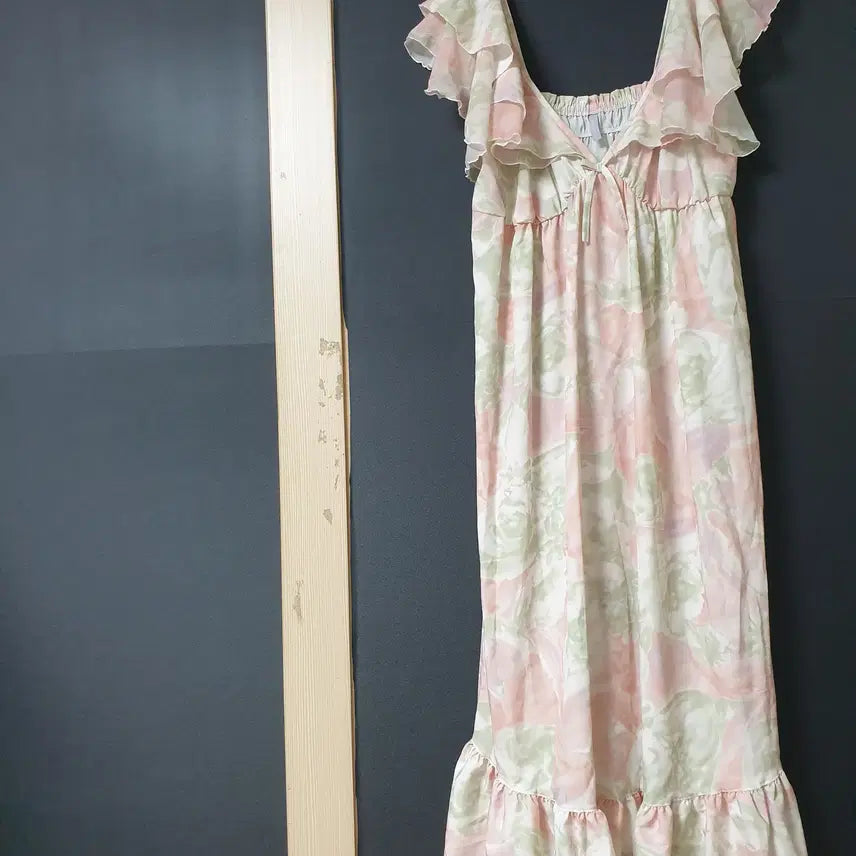 [BUNJANG] Yoru Chiffon Shirring V-Neck Long Dress / 진짜만원 엘프 롱원피스 55 66 핑크그린