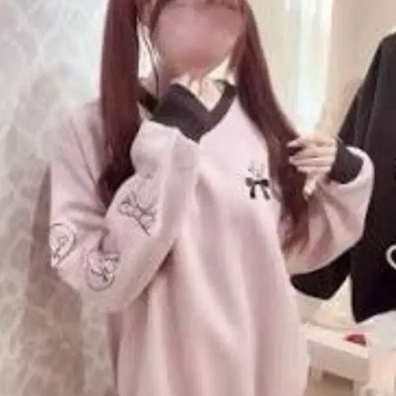 [BUNJANG] Shimamura Moena Ribbon Pattern Pullover Trainer Long Sweatshirt / 시마무라 모에냐 리본 무늬 풀오버 트레이너 롱 스웨트 핑크 양산형 지뢰계 양지뢰