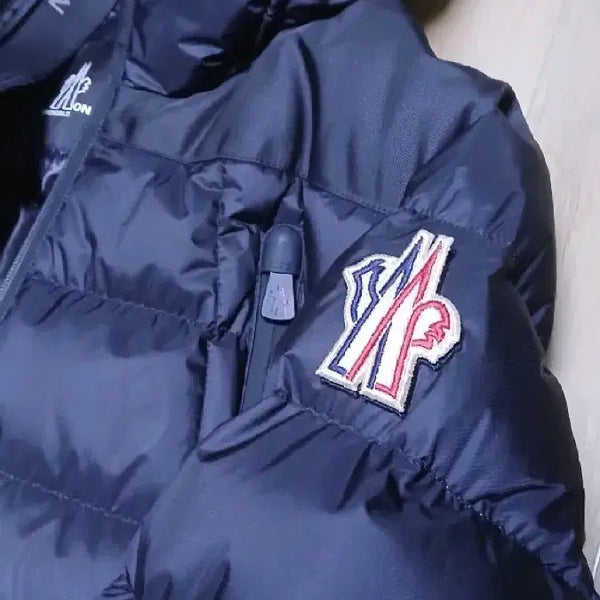 [BUNJANG] Moncler Kamurac Padded Jacket Navy / 몽클레어 카무락 패딩 네이비