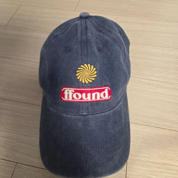 [BUNJANG] Human & Cat Navy Ball Cap / 휴먼앤캣 볼캡
