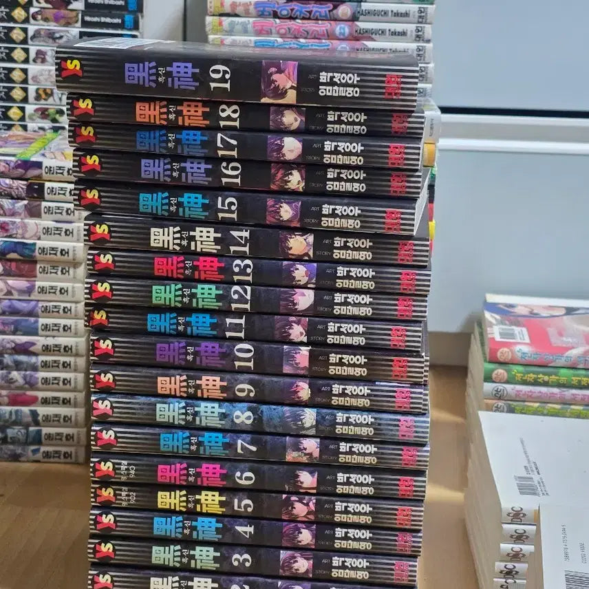 [BUNJANG] Heuksin Complete Manga Set (Volumes 1-19) / 흑신 만화책 1~19권