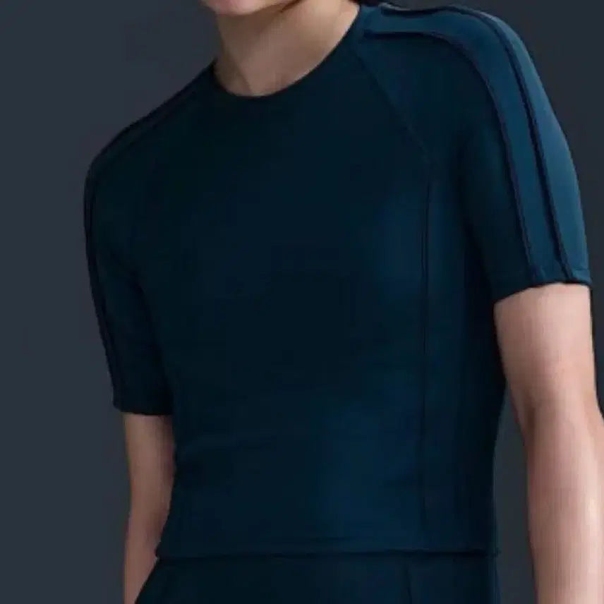 [BUNJANG] Nike Dri-FIT Cropped Short Sleeve T-Shirt (M) / [M]나이키 드라이핏 크롭 반팔