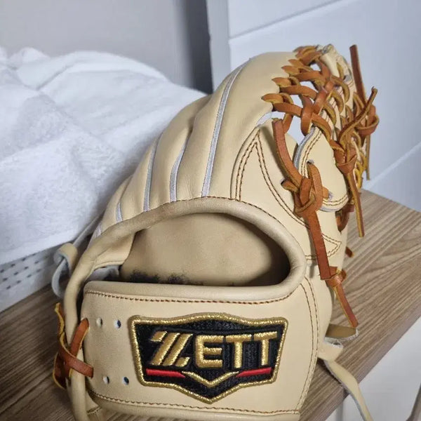 [BUNJANG] ZETT Prostatus Adult Baseball Glove / 제트 프로스테이터스 기성 스티어 판매합니다