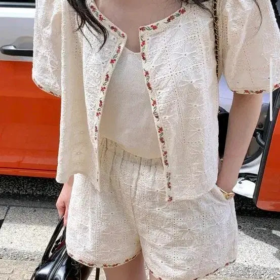 [BUNJANG] Byciny Red Flower Two-Piece Set (Shorts Set) / 바이씨니 레드플라워투피스(반바지세트)