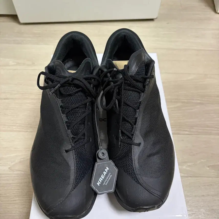 [BUNJANG] On Running Cloudventure All Black / W250)온러닝 파프 클라우드벤쳐 올 블랙