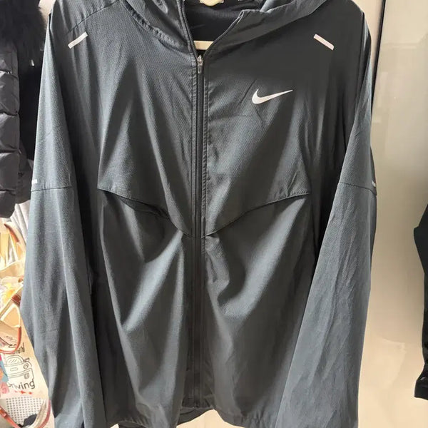 [BUNJANG] Nike Packable Running Windrunner Jacket / (정품) 나이키 패커블 러닝 바람막이 윈드러너
