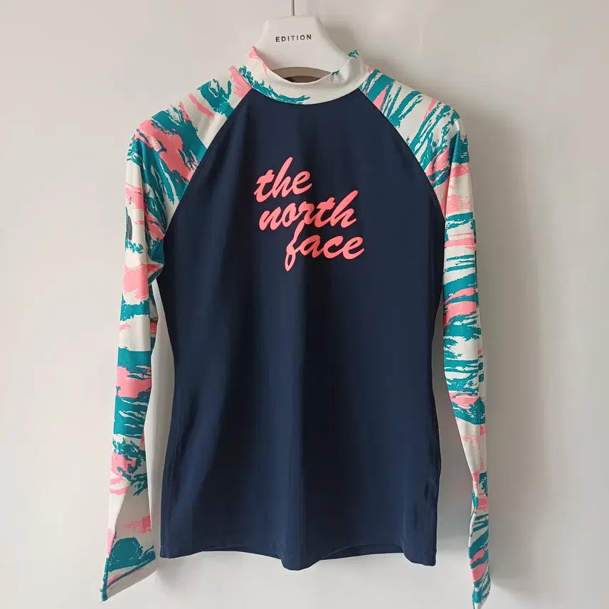 [BUNJANG] The North Face Women's Rash Guard Navy & Color Block Pattern (M) / [A급/M] 노스페이스 정품 여성 래쉬가드 (085/M) - 네이비&배색 패턴