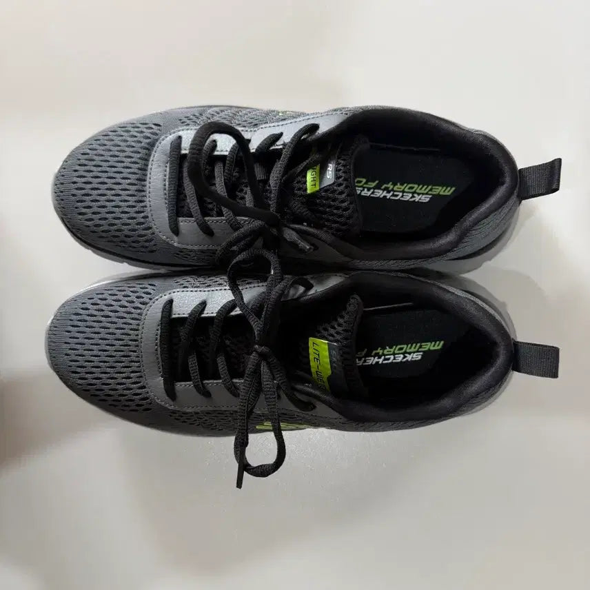 [BUNJANG] Skechers Grey Sneakers Size 275 / 스케쳐스 그레이/운동화 275사이즈