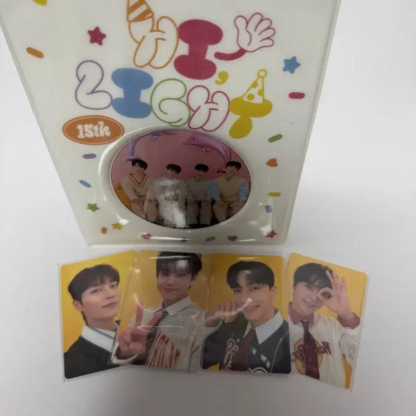[BUNJANG] Highlight 15th Anniversary Popup Collect Book + 4 Photocards / 하이라이트 15주년 팝업 MD)콜랙트북+포카 4종