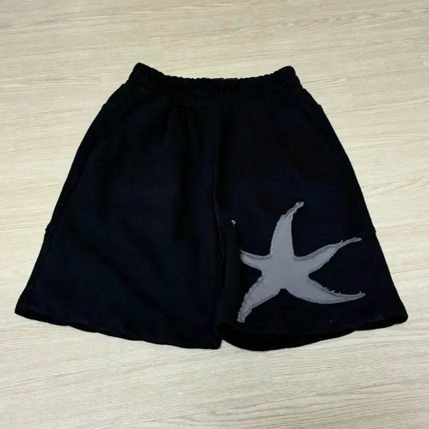 [BUNJANG] The Coldest Moment Starfish Half Sweatpants Black M / 더콜디스트모먼트 TCM starfish half sweat pants 블랙 m