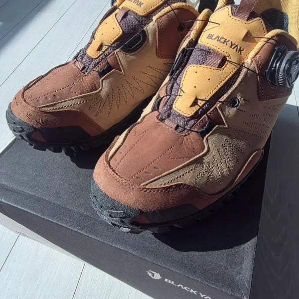 [BUNJANG] Blackyak Gore-Tex Hiking Boots (Brown/Khaki, 275) / 블랙야크 등산화 브라운/카키 275