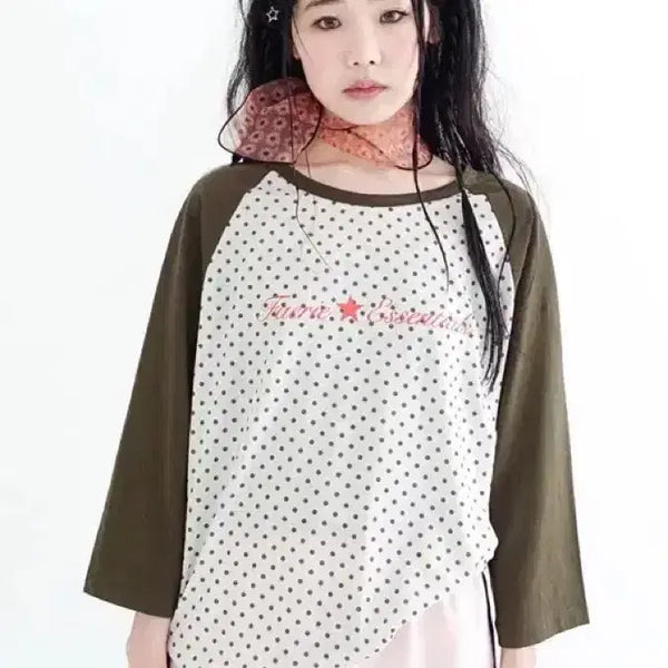 [BUNJANG] Shop Fairy Dot Raglan Sleeve Top Khaki / 샵페어리 도트 레글런 슬리브 탑 카키