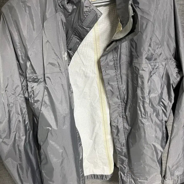 [BUNJANG] Under Armour UA Storm Waterproof Rain Jacket / 언더아머 UA Storm 포프런트 방수 레인자켓 바람막이 LG