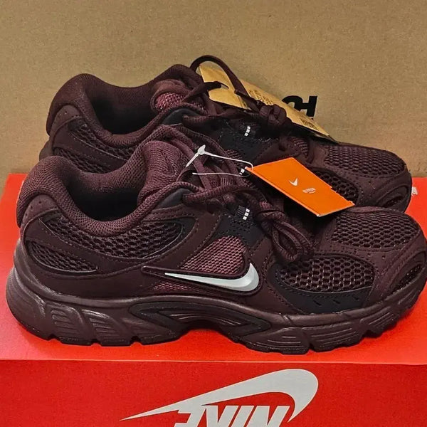 [BUNJANG] Nike Women's V5 RNR Burgundy Sneakers / (새상품) 나이키 정품 여성 V5 RNR 운동화