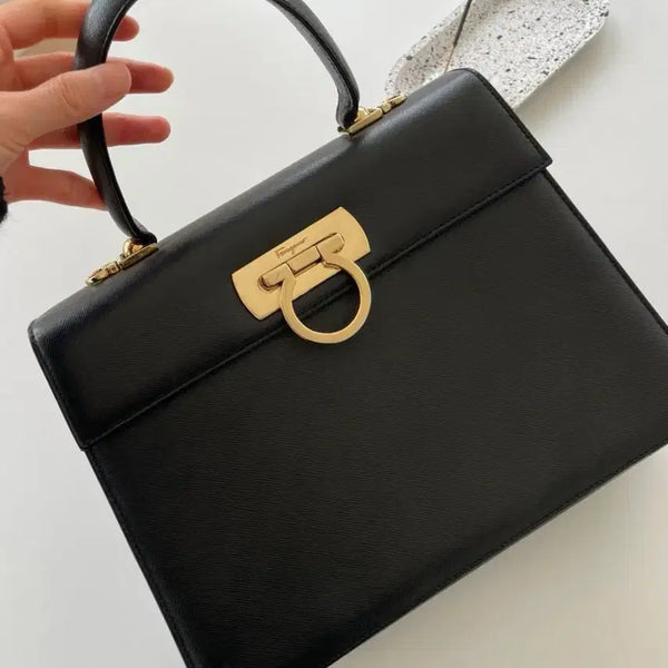 [BUNJANG] Salvatore Ferragamo Gancini Black Leather Women's Tote Bag / 페라가모 간치니 블랙 여성 토트백