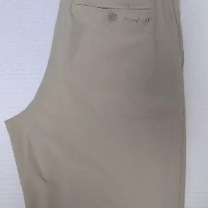 [BUNJANG] Montbell Nylon Spandex Performance Shorts Beige Size 32 / (새상품 32) 몽벨 나일론 스판 기능성 반바지