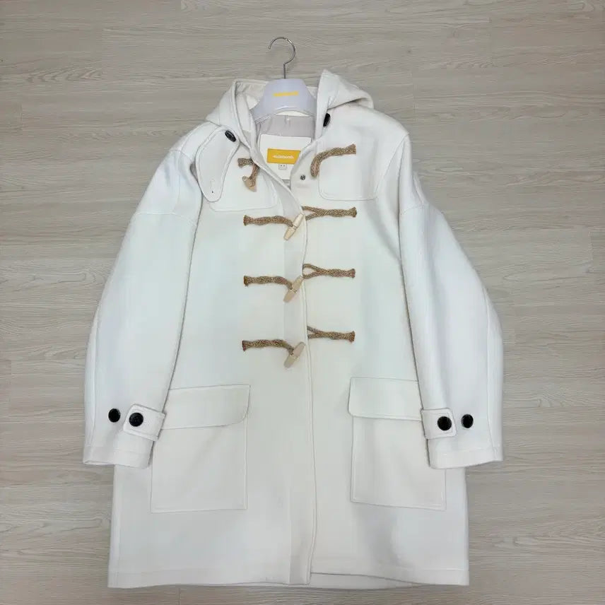 [BUNJANG] Main Booth Oversized Duffle Coat Ivory / 메인부스 오버사이즈 더플코트 떡볶이코트 아이보리