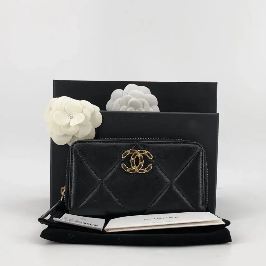 [BUNJANG] Chanel Lambskin 19 Zipper Medium Wallet / 샤넬 램스킨 19 지퍼 중지갑