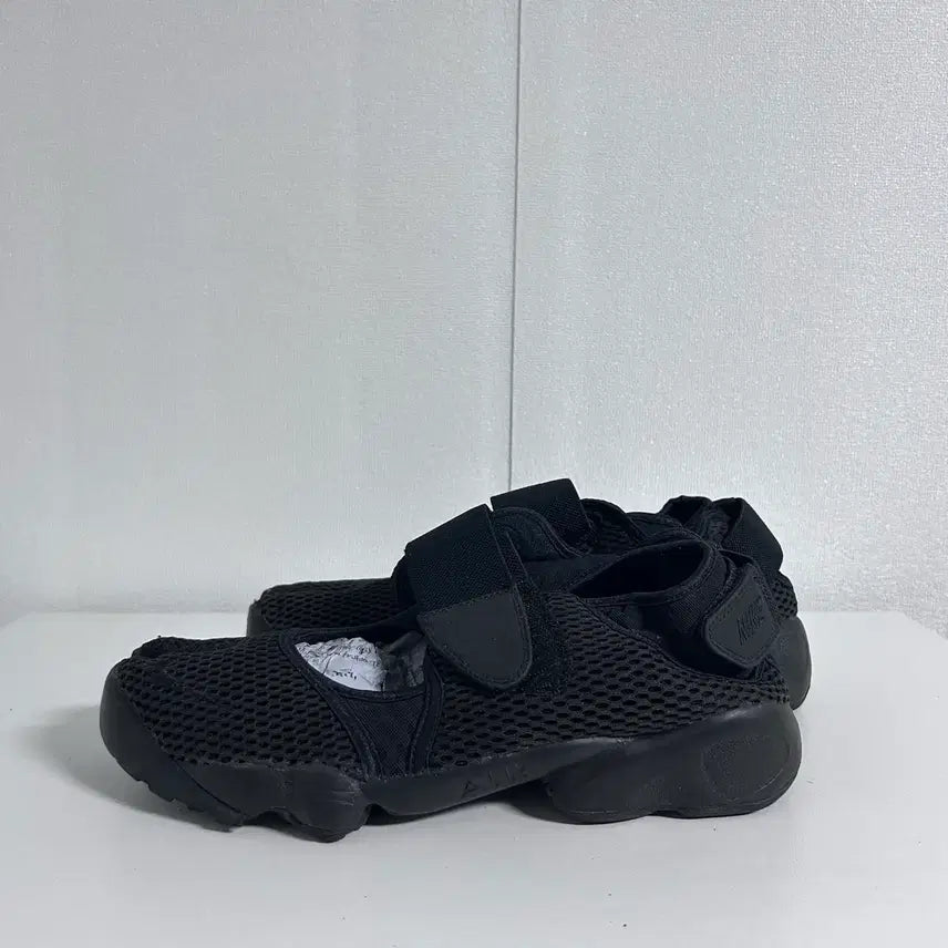 [BUNJANG] Nike Air Rift Breathe (Size 280) / 나이키 에어 리프트 브리드(280)