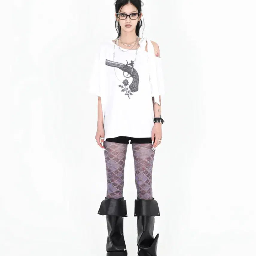 [BUNJANG] Darling Your Bad Ribbon Rose Pistol Tee White / 달링유어배드 리본 로즈 피스톨 티 화이트